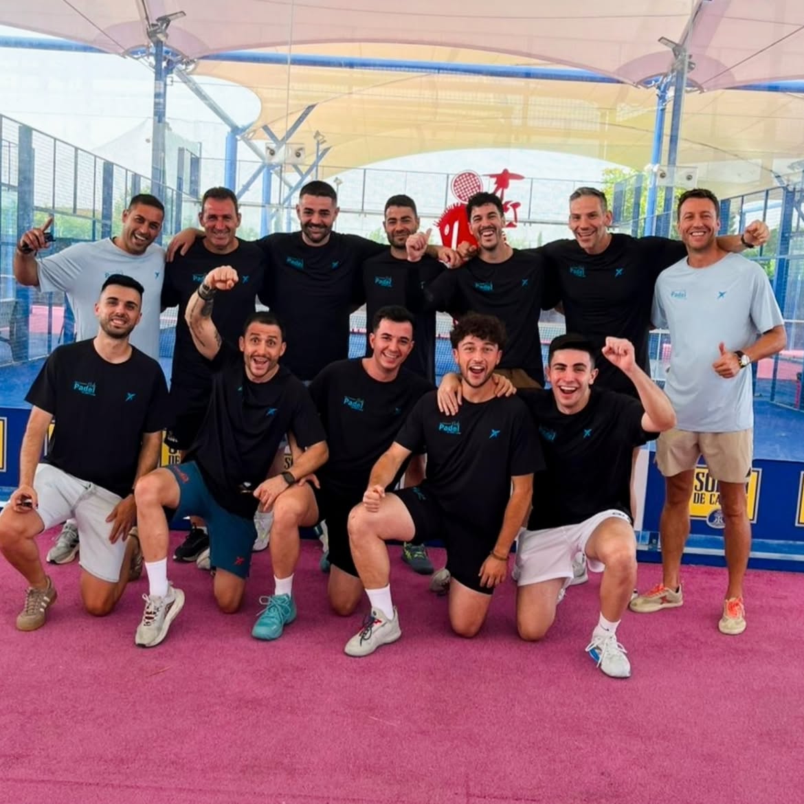 Equipo y comunidad de Padel Slide